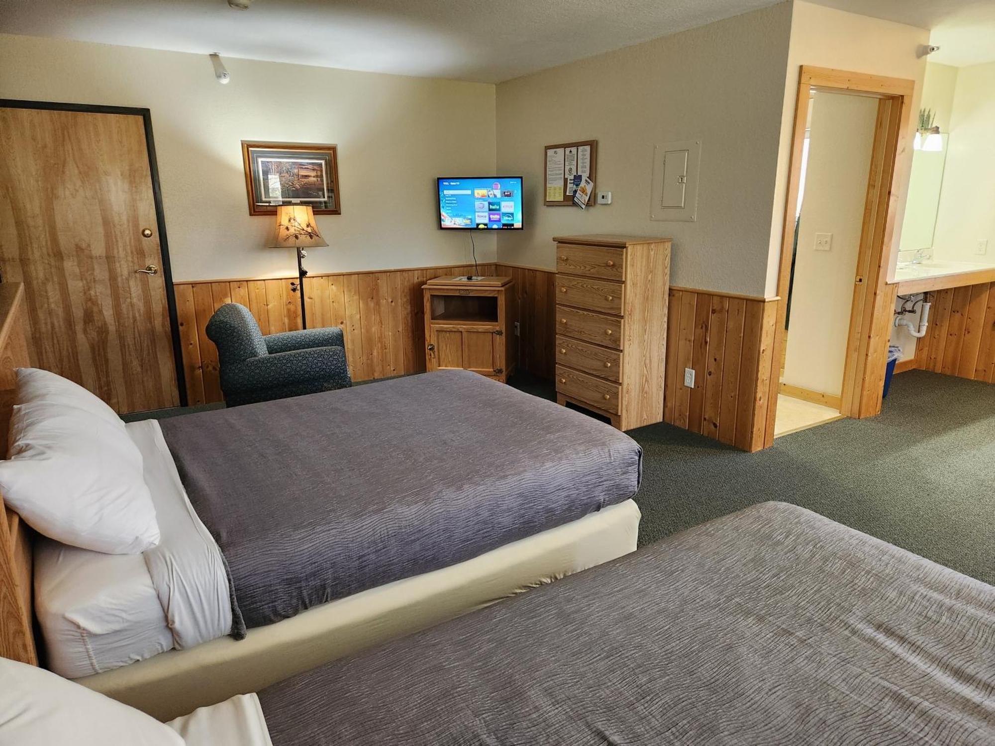 Viking Bay Resort And Lodge Miltona Экстерьер фото