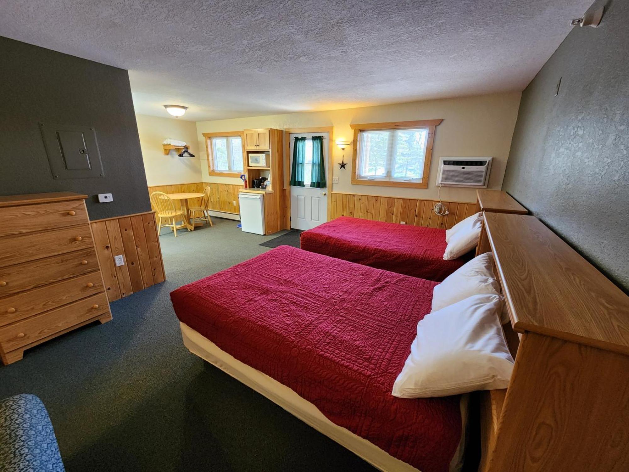 Viking Bay Resort And Lodge Miltona Экстерьер фото